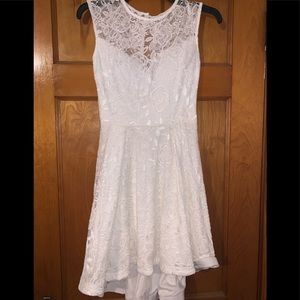White lace dress